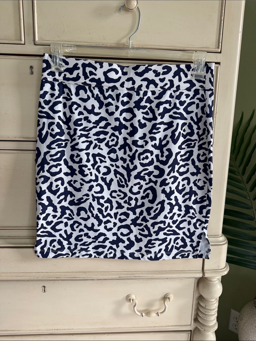 Persifor Navy and White Leopard-Print Stretch Mini Skirt size M